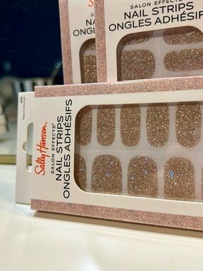 Sally Hansen Sparkling Rose Glitter Press-On Nail Strips